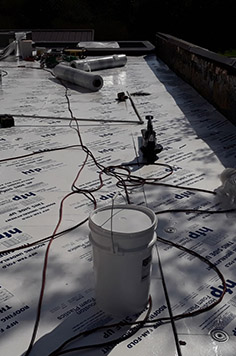 houston commercial roofing contractor