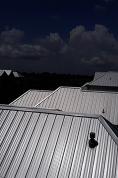 houston commercial roofing contractor